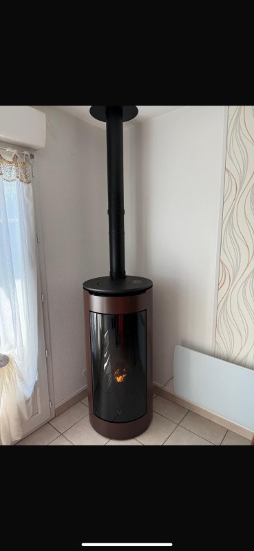 Devis et pose d'un poêle à granulés de marque Stove Italy à Macau dans le Médoc en Gironde