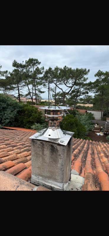 Remise aux normes à Lacanau Océan en Gironde d'un conduit de poêle à granulés