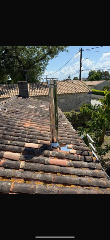 Devis et pose d'un poêle à bois de marque Godin à Saint Éstèphe dans le Médoc en Gironde