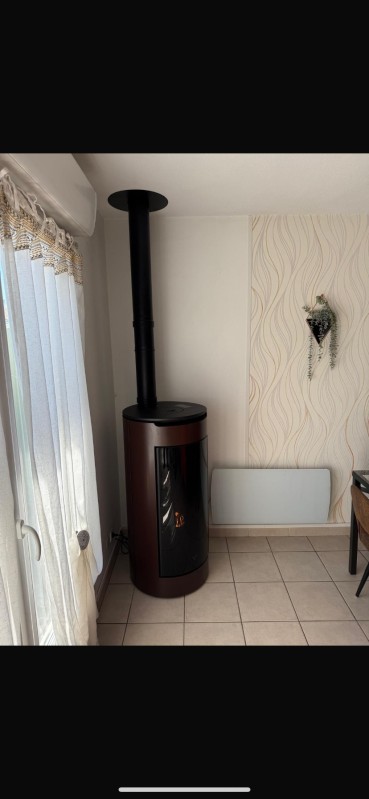 Devis et pose d'un poêle à granulés de marque Stove Italy à Macau dans le Médoc en Gironde