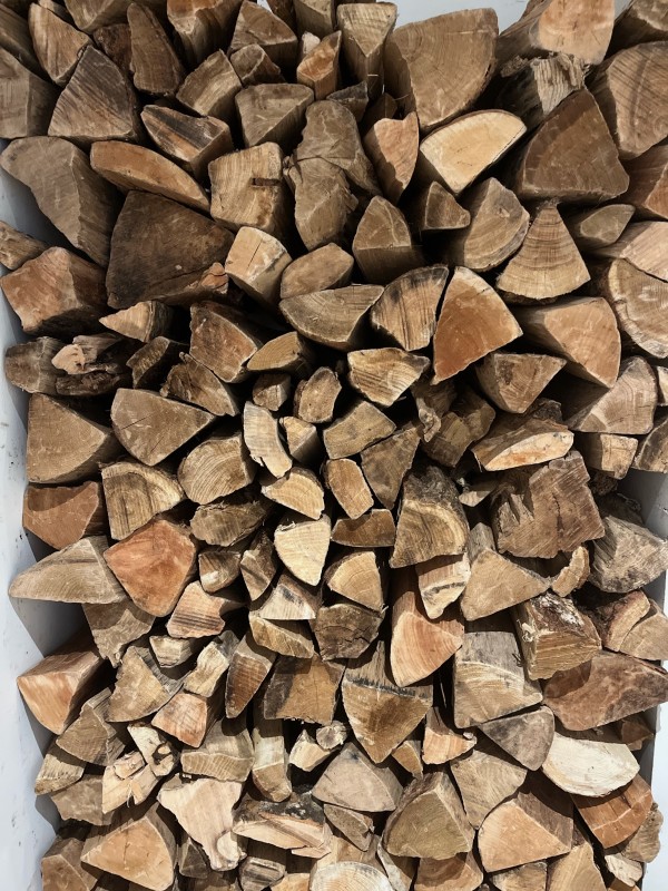 Pourquoi choisir le chauffage au bois en 2025 en Gironde sur le Taillan-Médoc ?